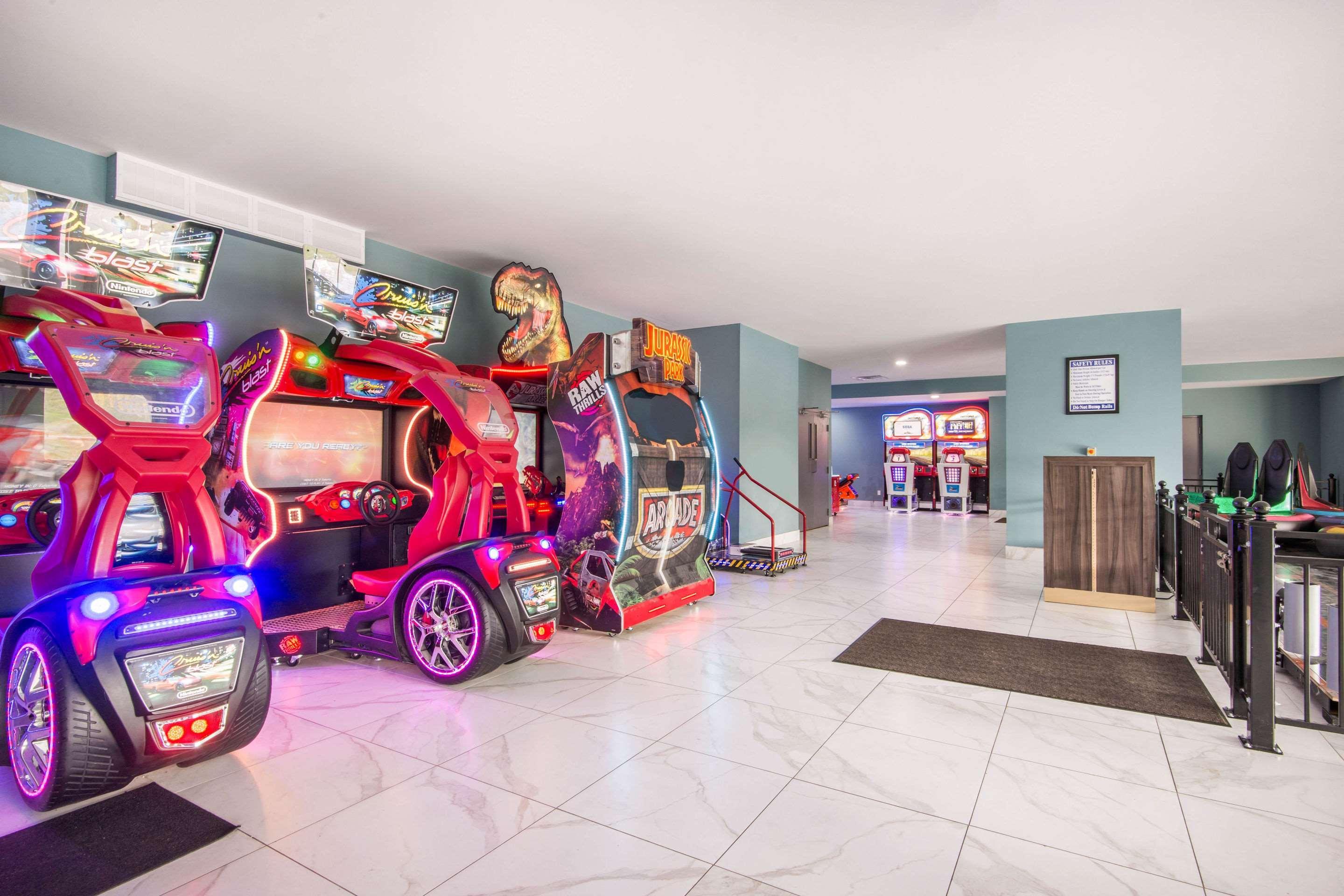 אוריליה Quality Inn & Conference Centre מראה חיצוני תמונה