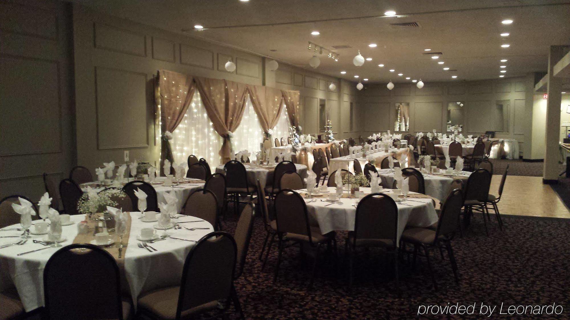 אוריליה Quality Inn & Conference Centre מראה חיצוני תמונה