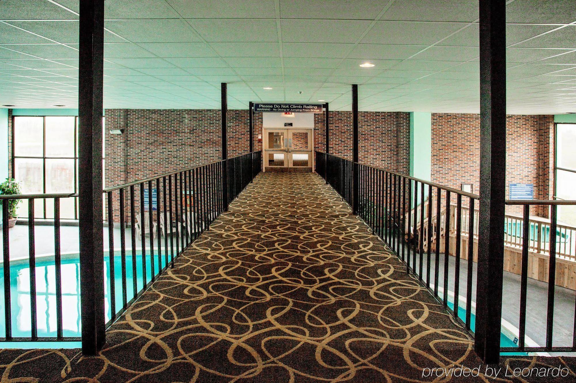 אוריליה Quality Inn & Conference Centre מראה חיצוני תמונה