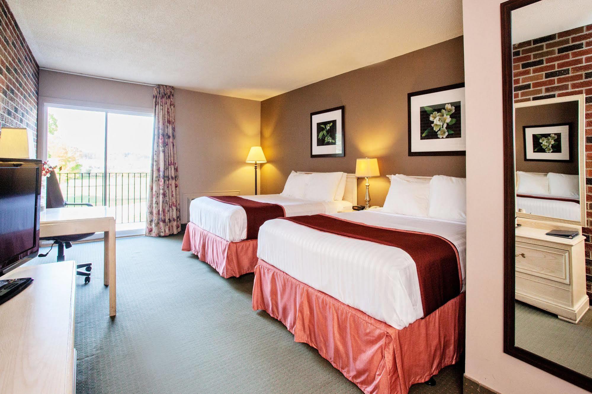 אוריליה Quality Inn & Conference Centre מראה חיצוני תמונה